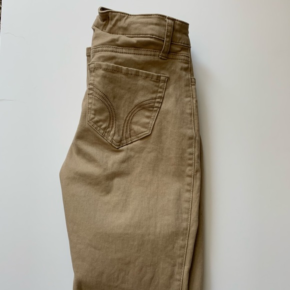Hollister girl khaki pants Clearance